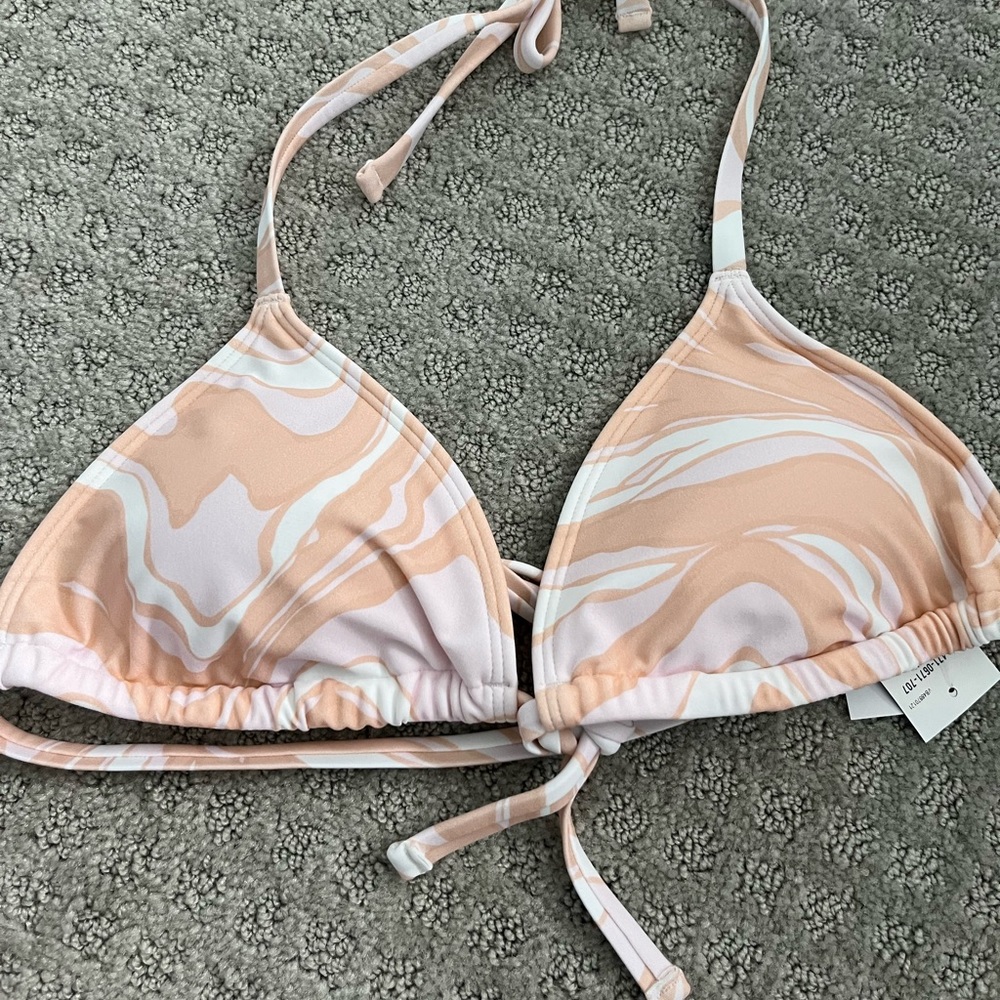 Abercrombie & Fitch Peach and White Marble Triangle Bikini Top
